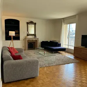  Appartement Av Foch Arc De Triomphe Belles Feuilles